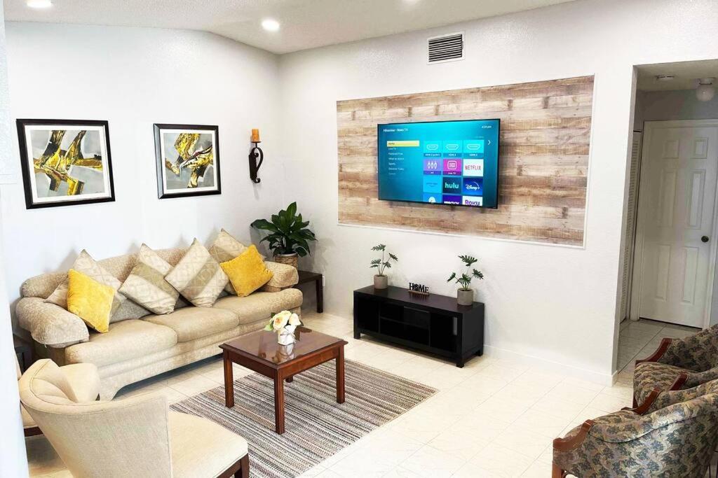 Amazing & Cozy Duplex Near Zoo Miami ! Villa Ngoại thất bức ảnh